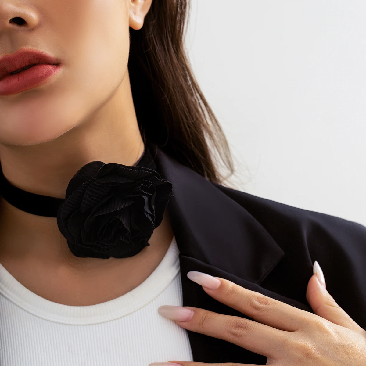 Elegant Long Flannelette with Big Flower Choker Necklace for Women Trendy Charms Wide Collar Fashion Jewelry Accessories 250716