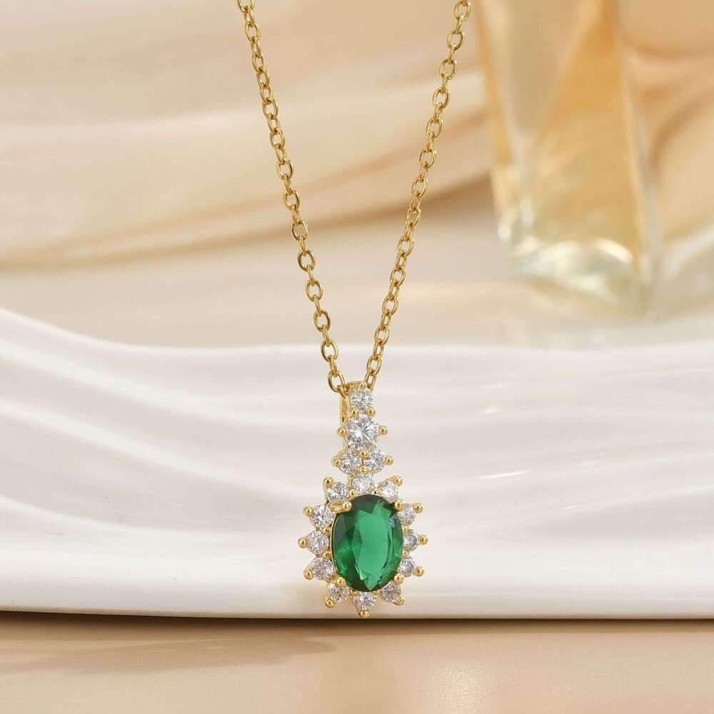 Korean Style Fashion Jewelry Inlaid Dia Oval Green Crystal Pendant Stainless Steel Zircon Suower Necklace 2De