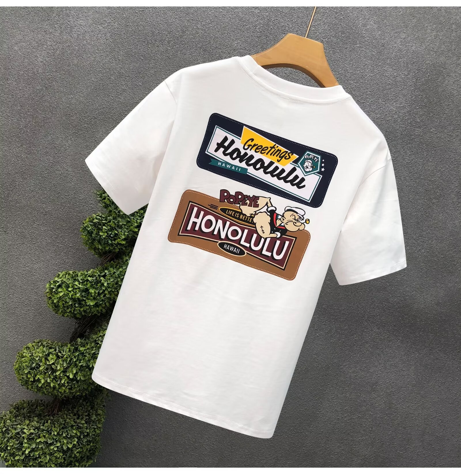 Free shipping designer T-shirt short sleeved men and women loose casual printed half sleeved Cool Fabric Bold Graphics Durable Fabric