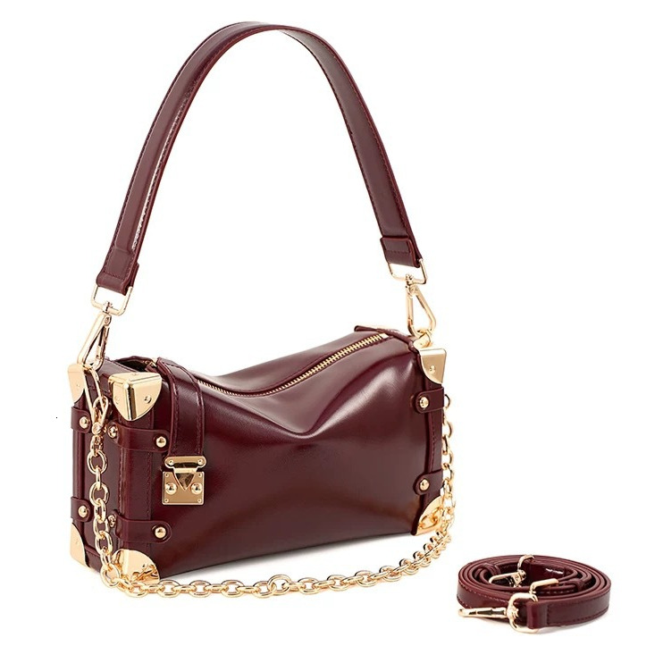Women's New Niche Crossbody Shoulder Small Bag Free shipping designer luxury High-End Retro Chain Underarm Soft Leather Box Bag Leisure Makeup ha
