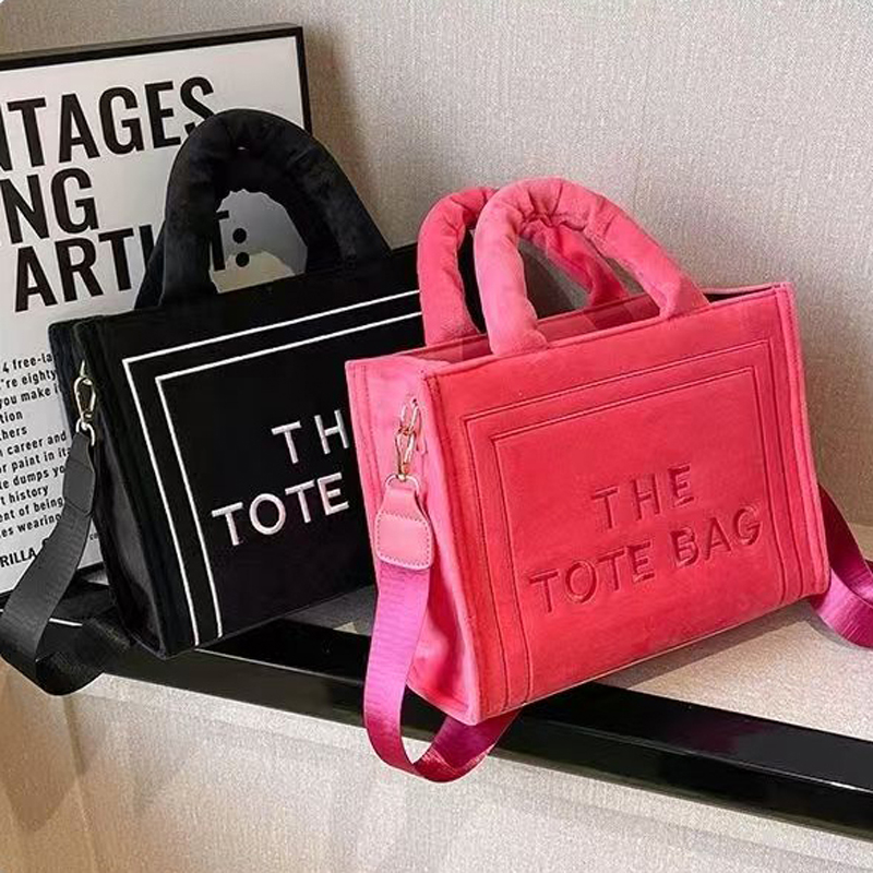 Designer bag new fashion high-end texture large capacity handbag single shoulder women's crossbody bag minimalist design