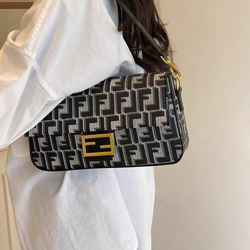 Designer Bag Shoulder Bag Luxury Bag Crossbody Bag Designer Purse Mini Bags High Quality Crescent Bag Ladies Shoulder Satchel Bag Handbag Ladies Zippe
