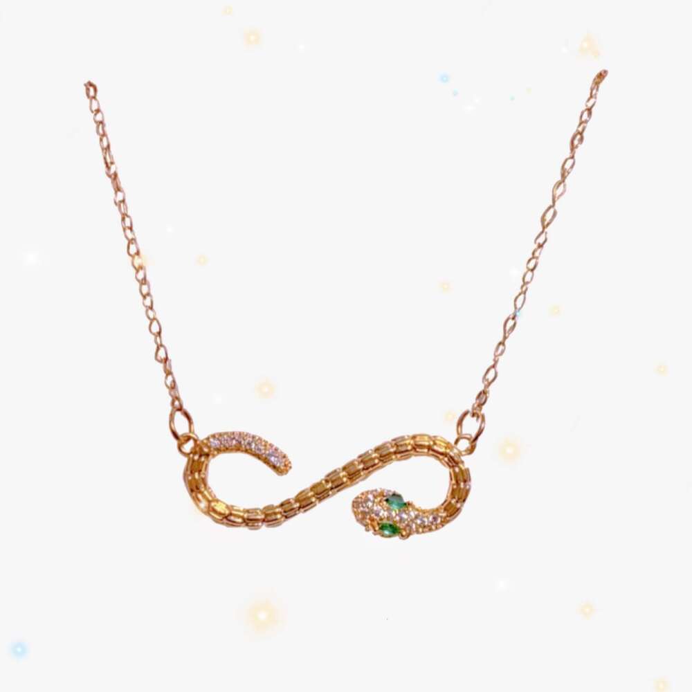 Titanium Steel Clavicle Chain Lucky 8 Pendant Necklace For Women Light Ins Style Hundred Towers Jewelry 10A
