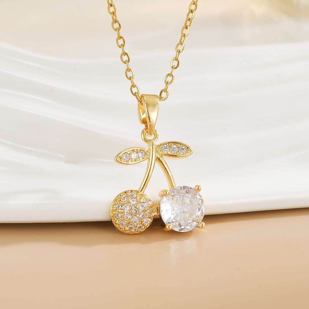 2024 New Hot Selling Light Niche Titanium Steel Necklace For Women, Non-Fading, Simple And Versatile Collarbone Chain D68