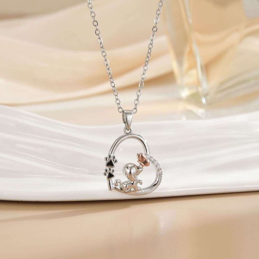 Hot-Selling Design Sense Fashion Trend Cute Little Dog Paw Heart-Shaped Butterfly Pendant Necklace For Women Dda