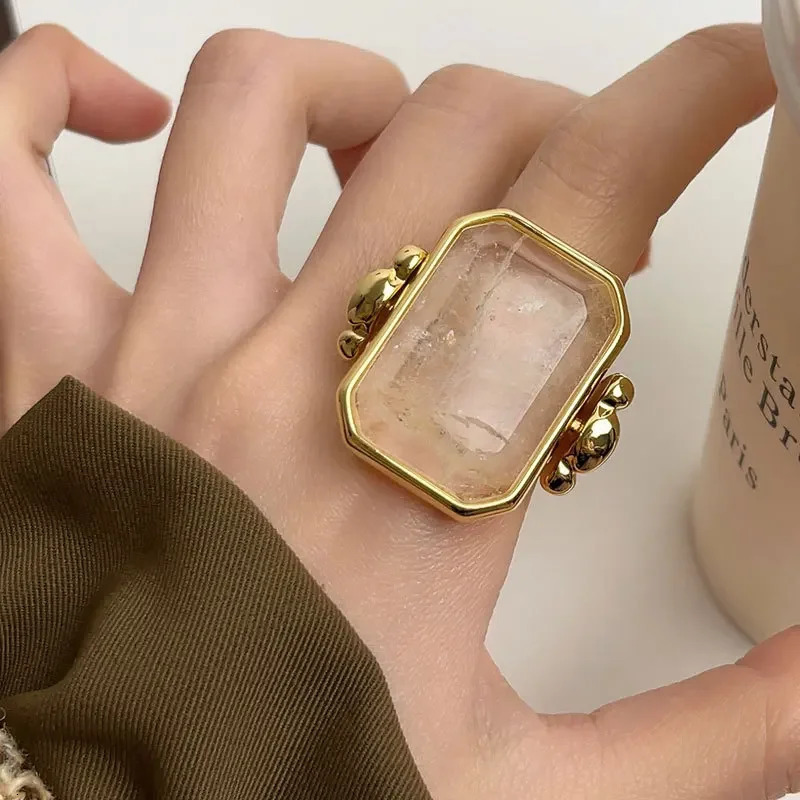 14K Gold-plated French retro fashion square sugar natural stone crystal ring exaggerated vacuum high-end feeling ring 250716