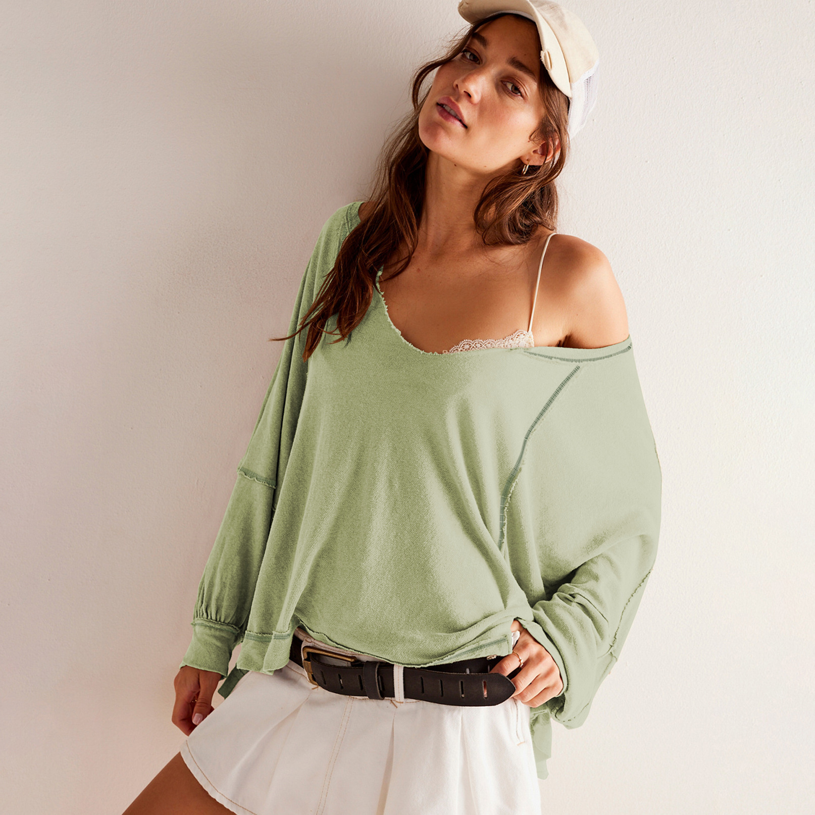 Free shipping designer hoodie for women Personalized European high end decorative line design top V neck American sweatshirt