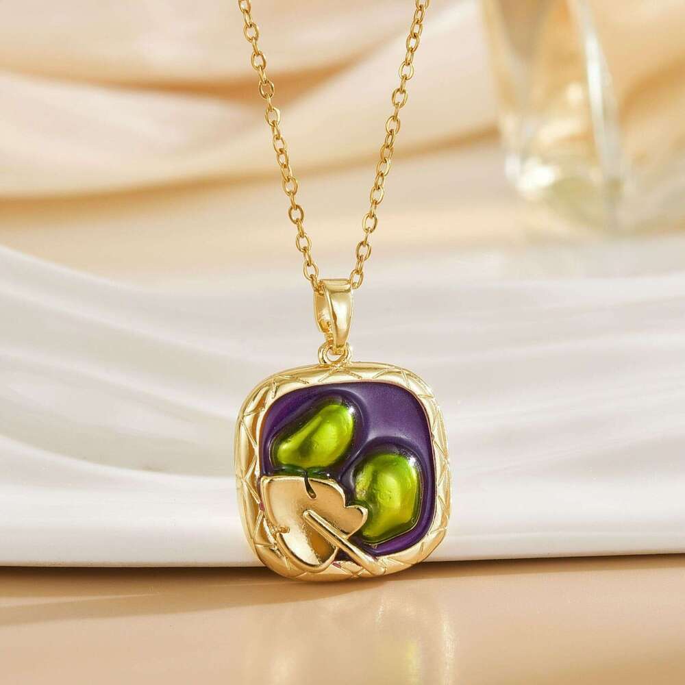 French Oil Painting Flower Necklace Light Niche Design High-End New Chinese Style Collarbone Chain Pearl Pendant Jewelry 8F4
