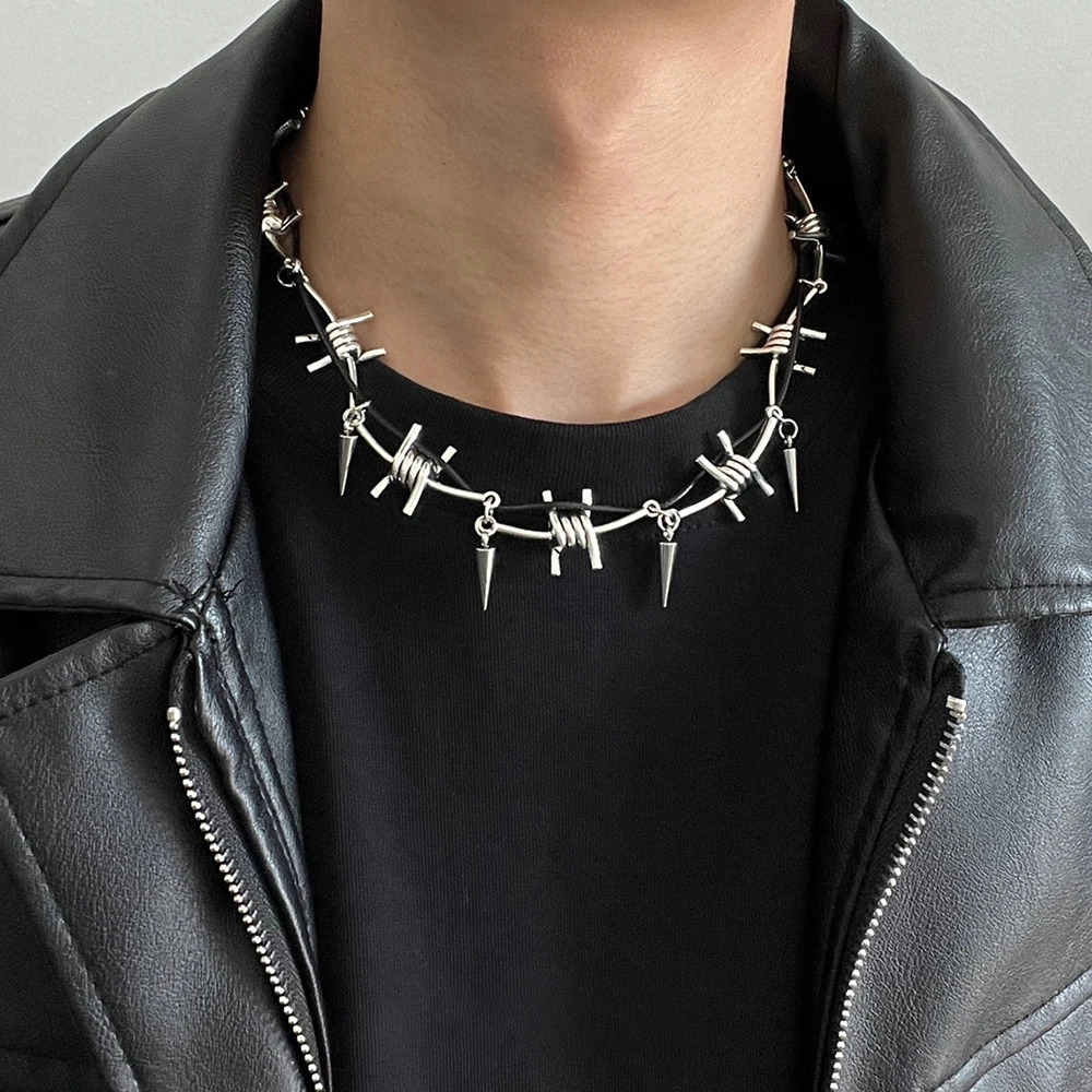 Gothic Barbed Wire Rivet Leather Double Layer Choker Necklace Punk Rock Twisted Thorned 90S Necklace Unisex Men Women Necklace 250716