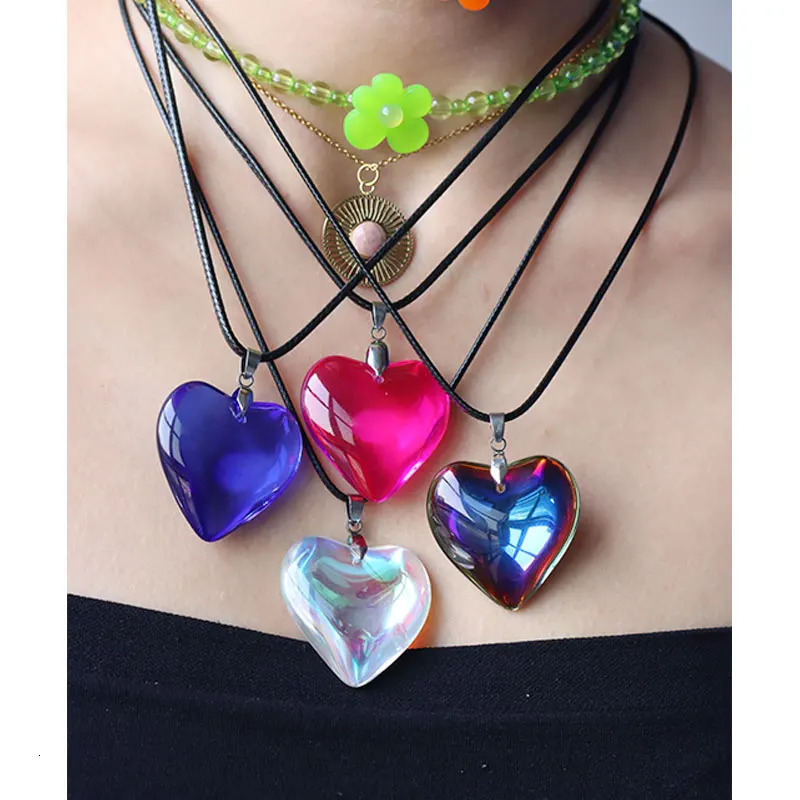 Exaggerated Personality Colorful Laser Love Heart Pendant Necklace for Women Girl Y2K Summer Couple Jewelry HUANZHI 250715