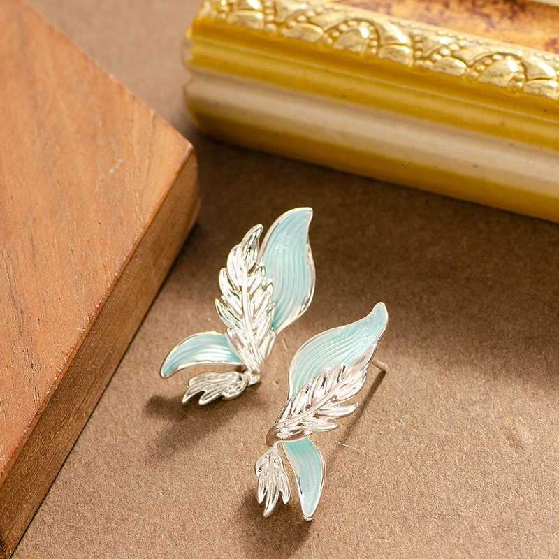 S Sier Needle French Elegant Exquisite Enamel Angel Wings Earrings for Women Niche Personality Trendy Ear Jewelry