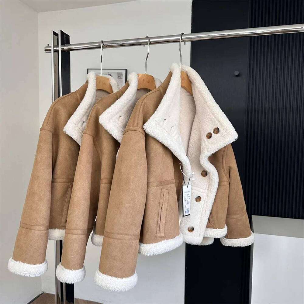 Designer Clothing 2025 New Winter Warm Thick Suede Two Way Wear Furry Turn Down Collar Women Jacket Coat Casaco Feminino Fashion