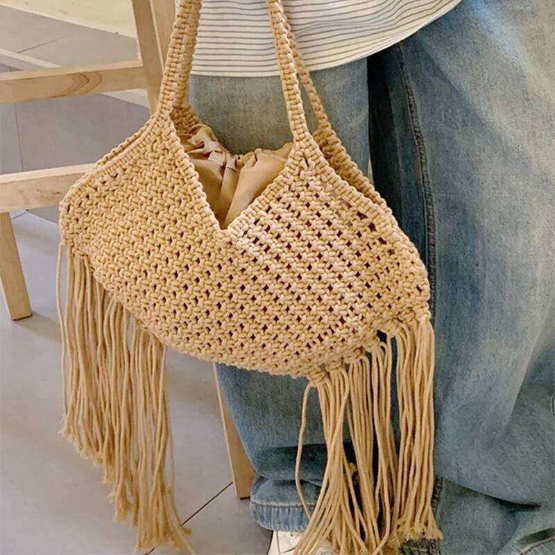 Fashion Tassel Hollow Shoulder For Women Brand Largecapacity Retro Hand-woven Beach Bag New Commute Versatile Totebag