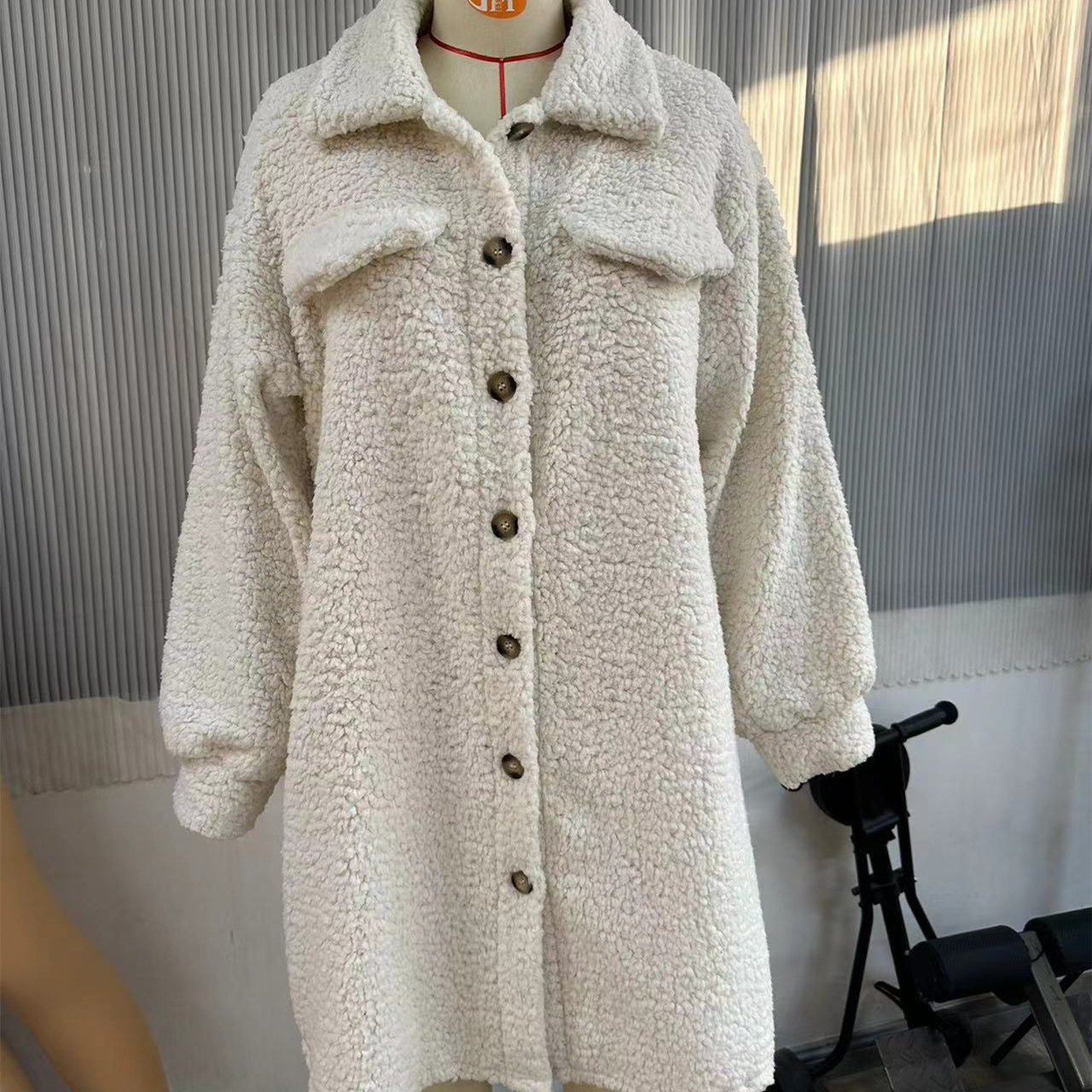 new Free shipping designer coat for women Open button lapel plush coat simple and loose temperament long coat