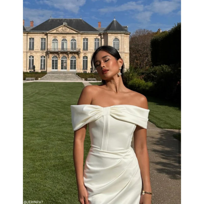 New Sexy Off The Shoulder Short Homecoming Dresses A-Line Beaded White Pleats Mini Graduation Cocktail Formal Prom Party Gown Customized Vestidos