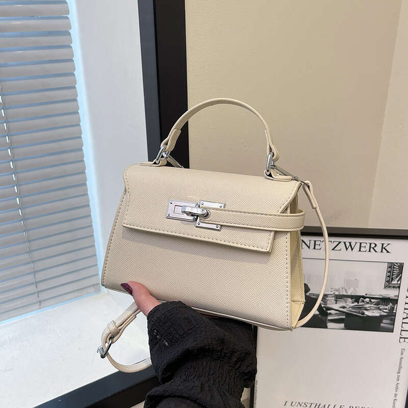 Trendy Trapezoidal Lightweight Simple Women's Versatile Handbag Crossbody Bag