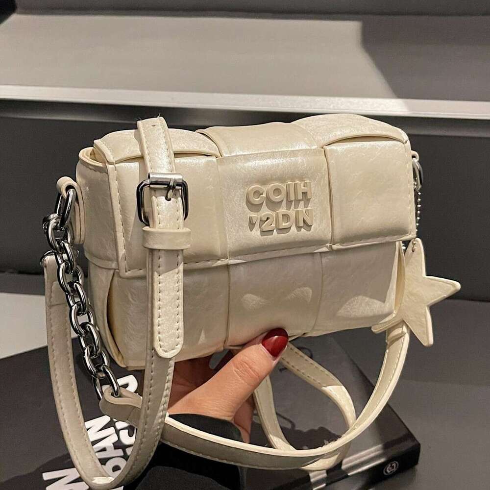 Woven Small Square for Women 2025 Casual New Versatile Shoulder Niche High-End Handheld Crossbody Bag