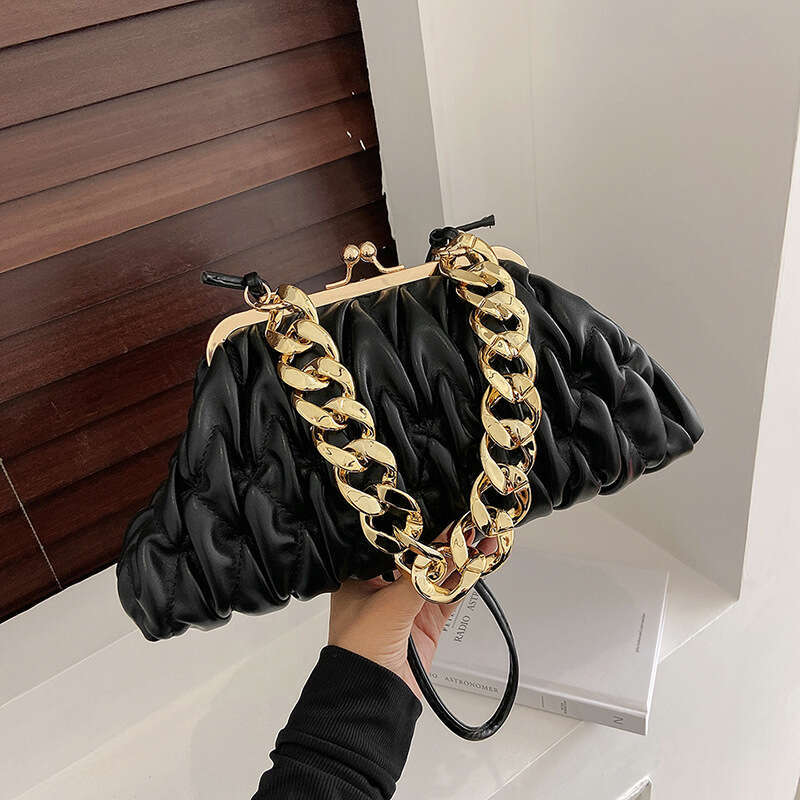 New Fashion Trend Pleated Embroidery Fresh Women's Chain Shoulder Bag Simple Versatile