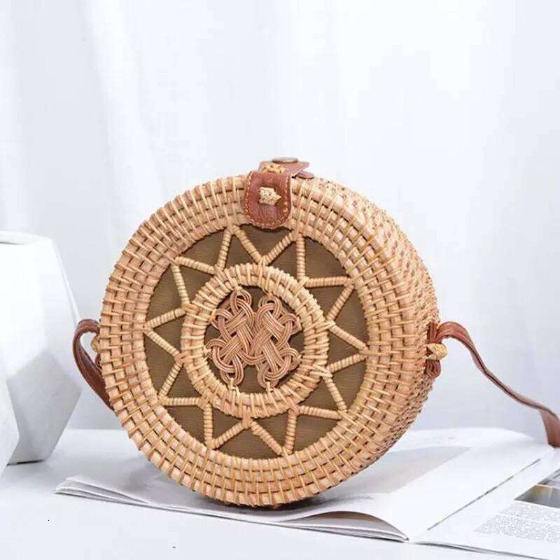 Round Women Shoulder Square Straw Beach Bags Wicker Bali Box Female Crossbody Bag Rattan Woven Summer Handbag Messenger Tote
