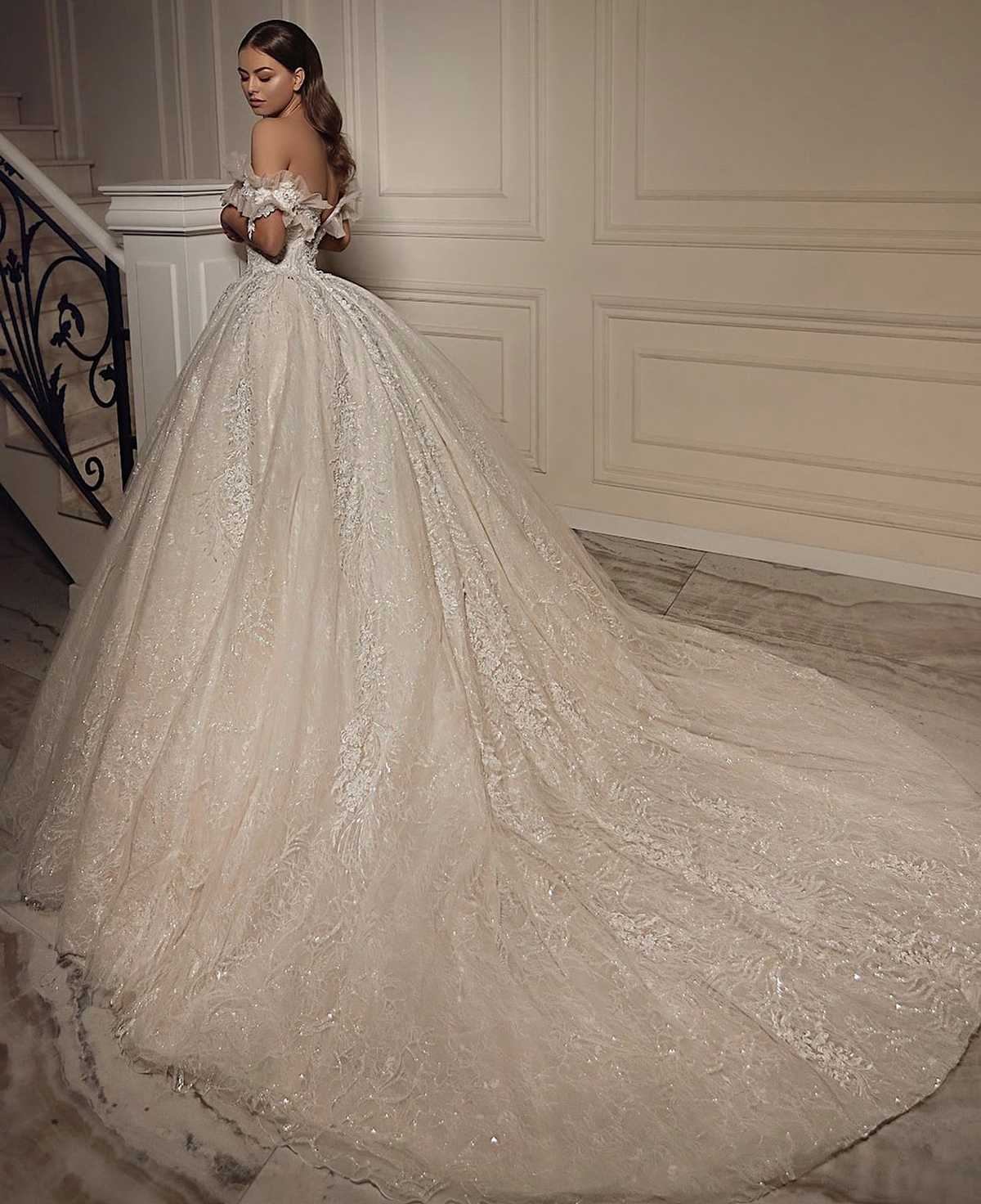 Fairy Ball Gown Wedding Dresses Off-the-shoulder Lace Up Appliques Lace Bridal Gowns Pleat Sweep Train Customized Events