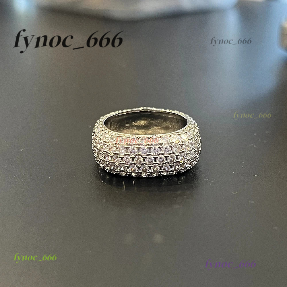 Luxury Crystal Cubic Morganite Rings for Women Fashion Geometric Band Design Bridal Wedding Party Rings Gorgeous Jewelry