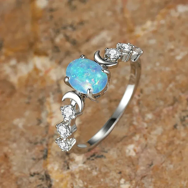 CAOSHI Romantic Moon Rings with Oval Imitation Opal Stone for Women Anniversary Party Fancy Female Rings Gift Trendy Jewelry 250716