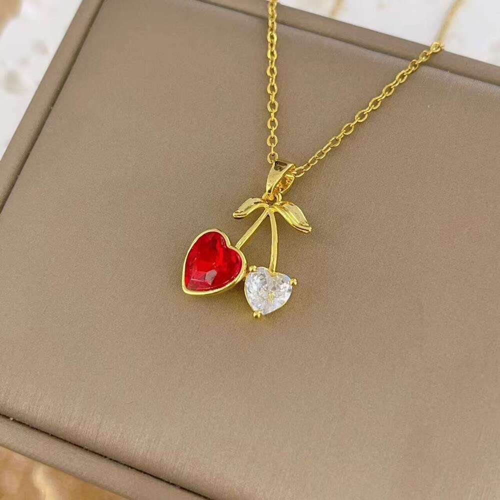 New Titanium Steel Non-Fading Women Summer High-End Niche Internet Celebrity Pendant Versatile Light Collarbone Chain Necklace 12E