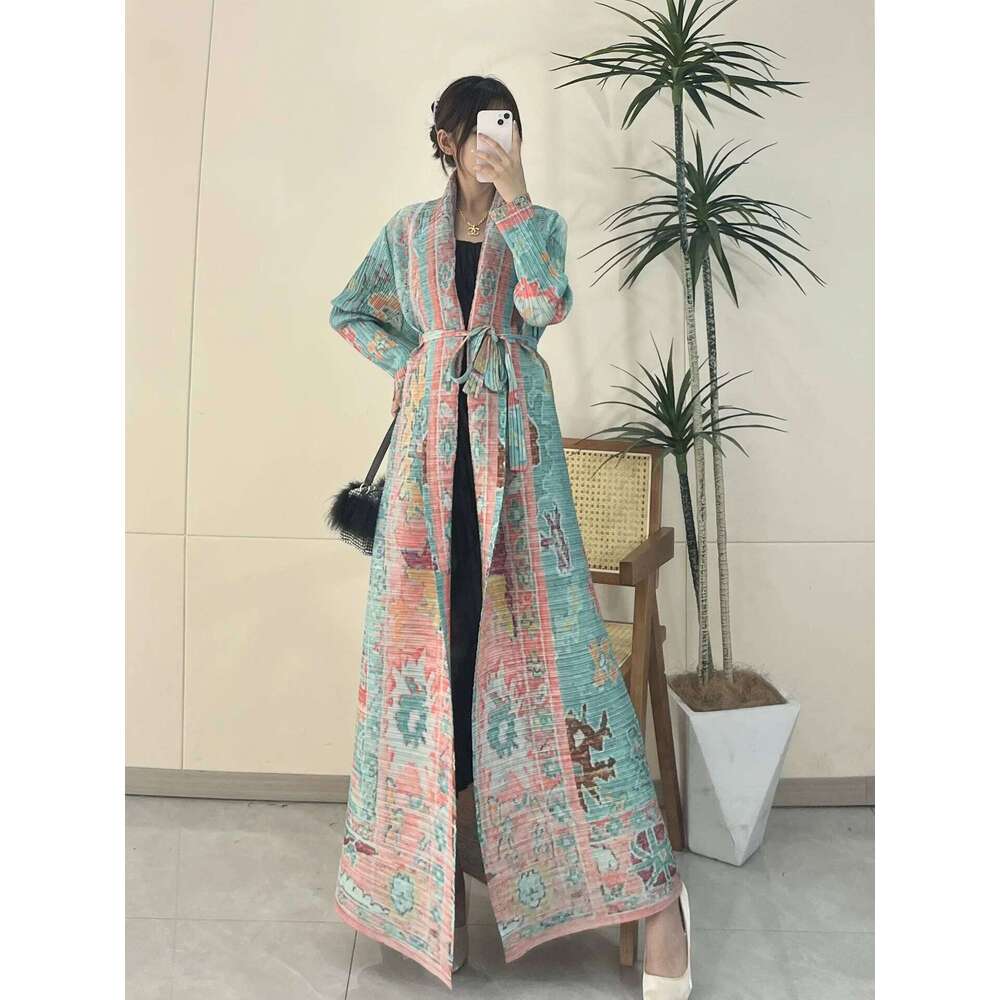 Pleats Elegant Pleated Trench 2024 Spring And Summer New Long Robe Coat Jacket Cape Print Fashion