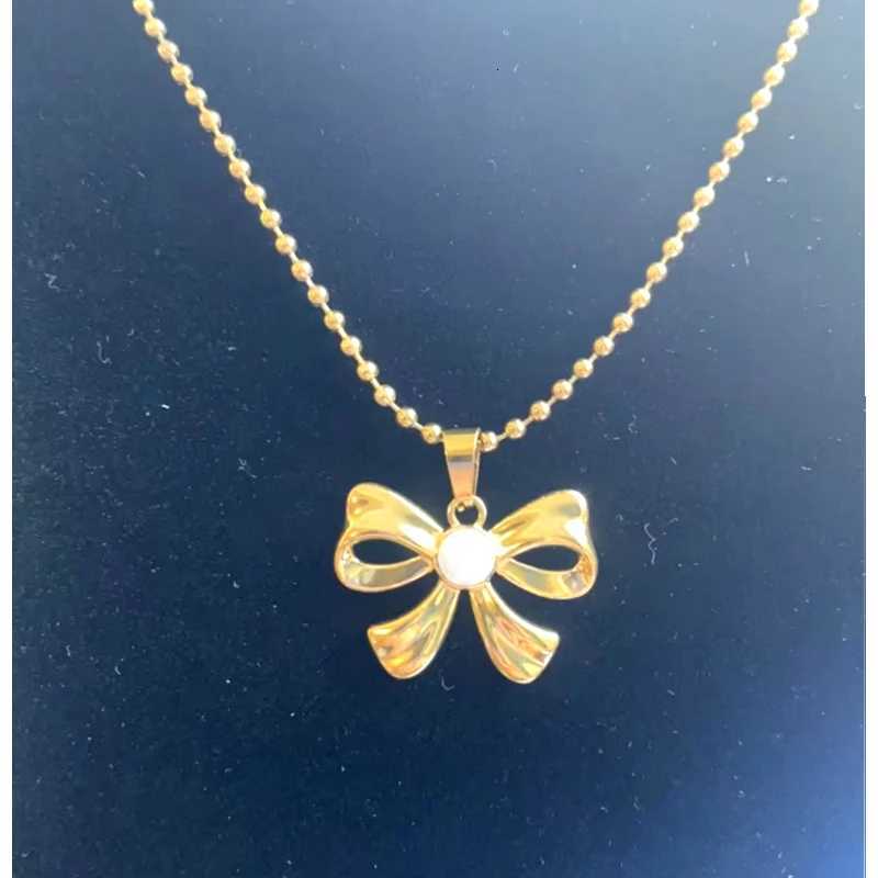10pcs Stainless Steel Romantic Flower Floral Pendant Necklace French Retro Clavicle Chain Elegant Daily Wear For Women XJ250717