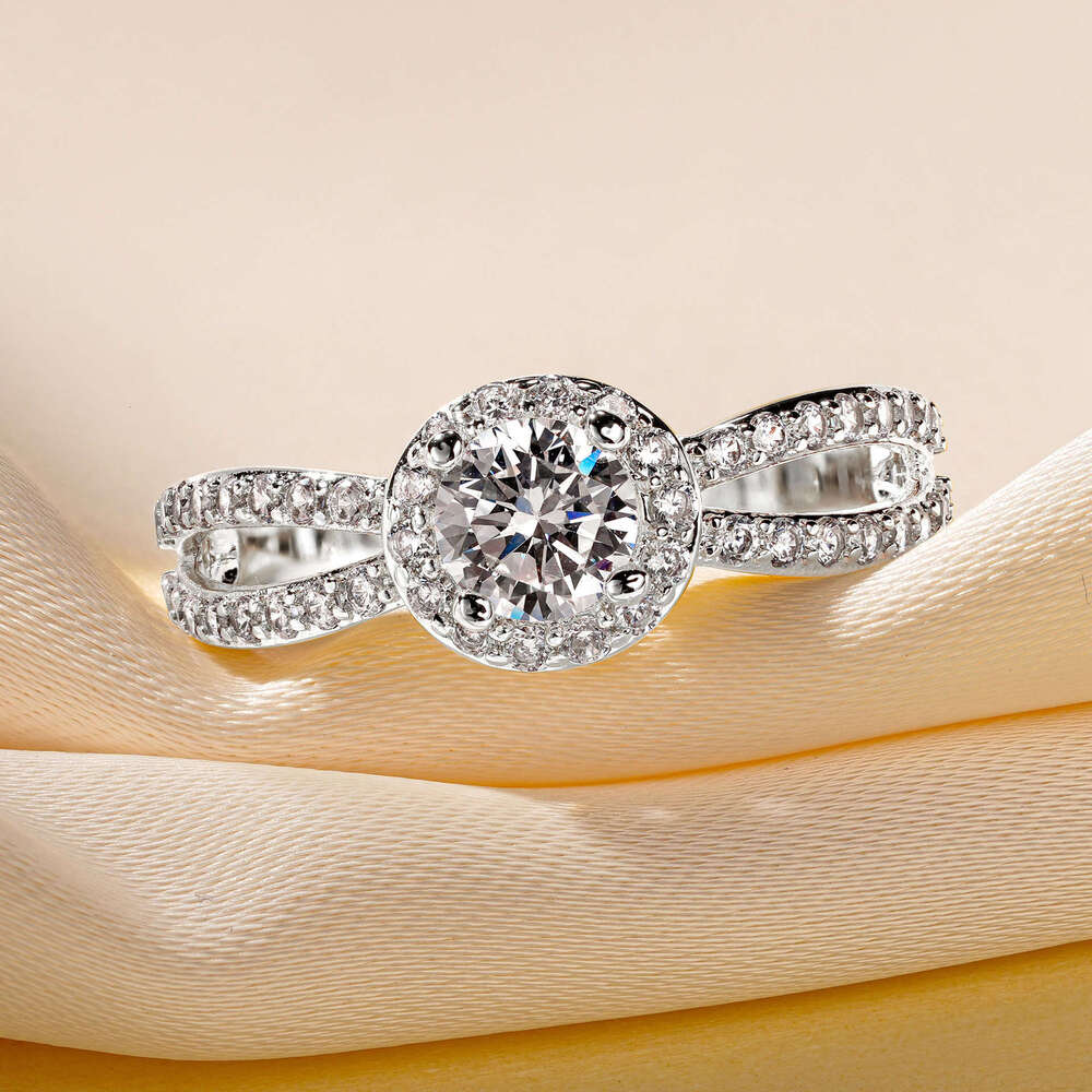 0.5 fashion Simulated Moissanite Split Arm Light High-End Luxury Wedding Proposal Zircon Ring 266
