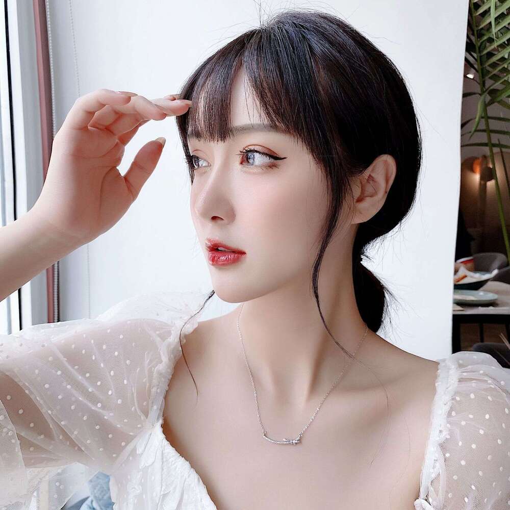 Simple Elegant Full Bowknot Smile Necklace for Women, Light Style Row Dia Line Pendant Clavicle Chain Live Streaming 5de