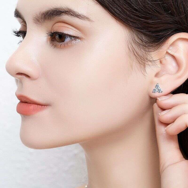 New Simple Elegant High-End Clover Earrings For Women, Pure Sier Moissanite Ear Jewelry A15