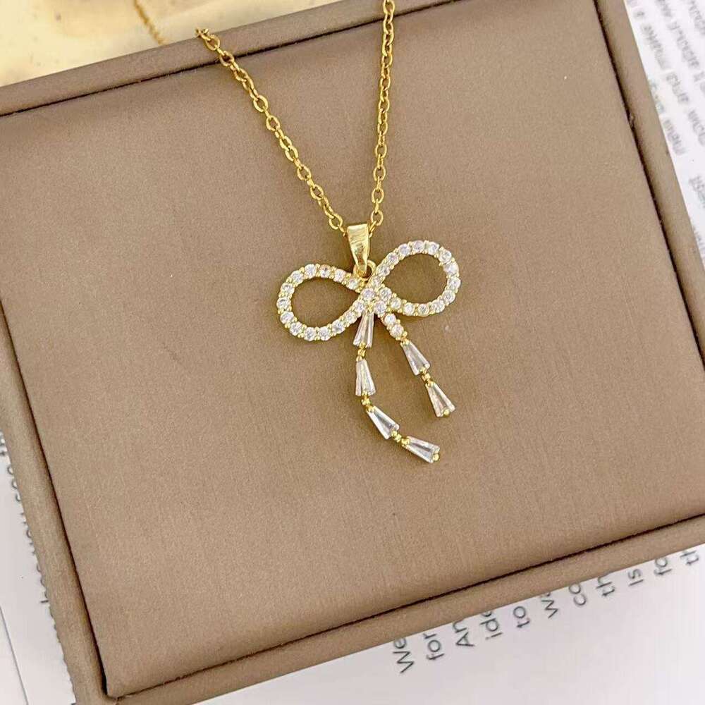 Fashion Jewelry New Full Dia Bow Necklace High-End Zircon Butterfly Pendant Design Sense Light Collarbone Chain Fd1