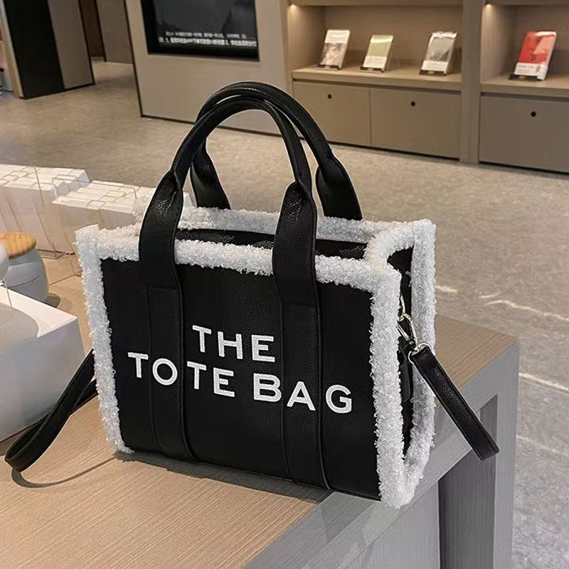 Designer Pack New Edition Design Trendy Printed Women Tote Bag Large Capacity Versatile Casual Shoulder Bag Commuter Work Shopping Handbag 66666