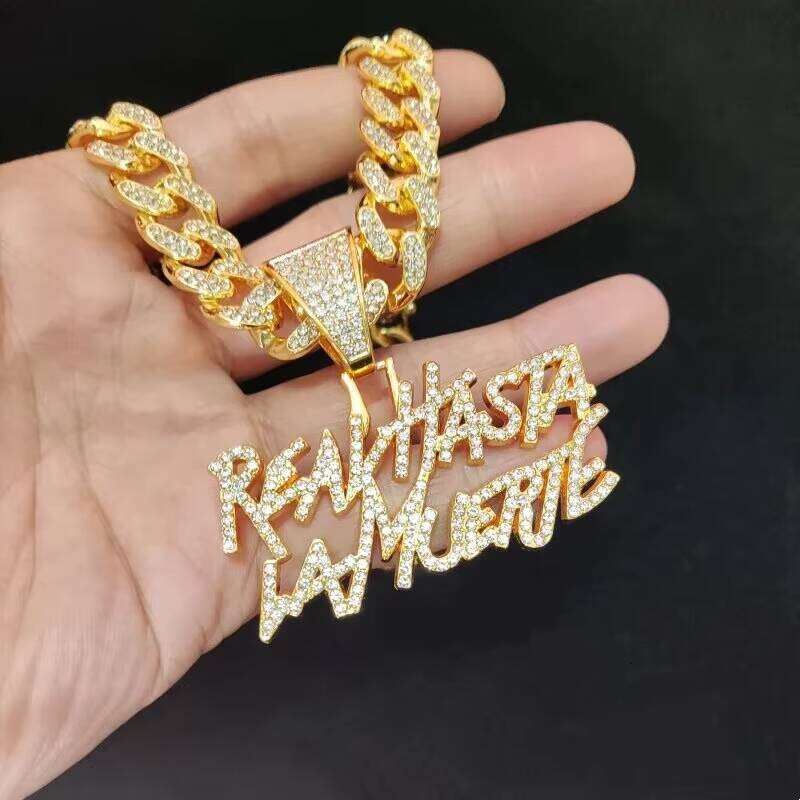 New Ice Double Row Letter Pendant Necklace for Men and Women with Fashion Party Accessories