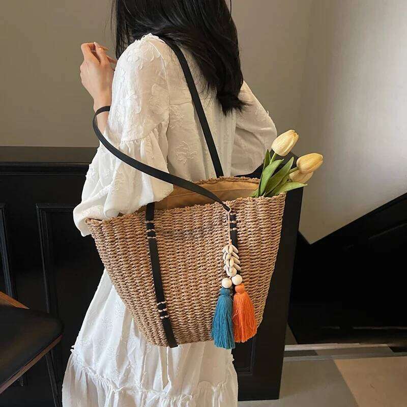 Designer Straw For Women Handmade Woven Handbag Rattan 2025 Summer Beach Shoulder Bag Female Basket Shopper Bags