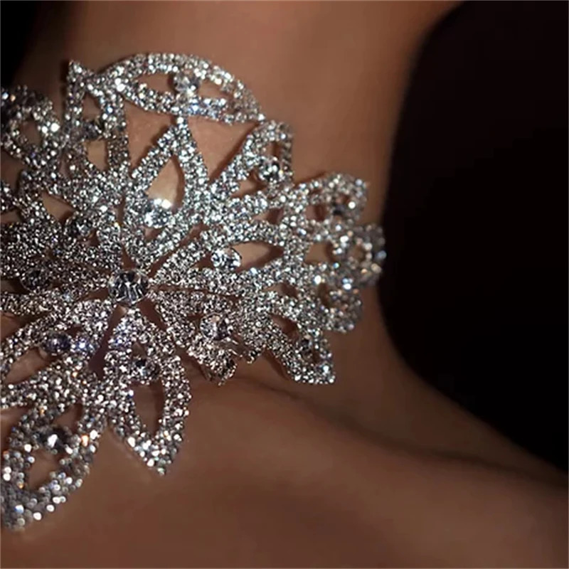 Jewelry Rhinestone Flower Choker Necklace for Women Bling Crystal Bib Necklace Statement Jewellery Accessories 250716