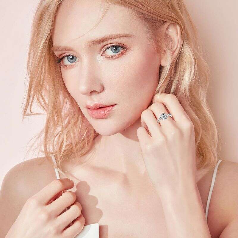 Luxury High-End One fashion Moissanite Ring For Women, Starry Sky Twist Arm, Pure Silver A88