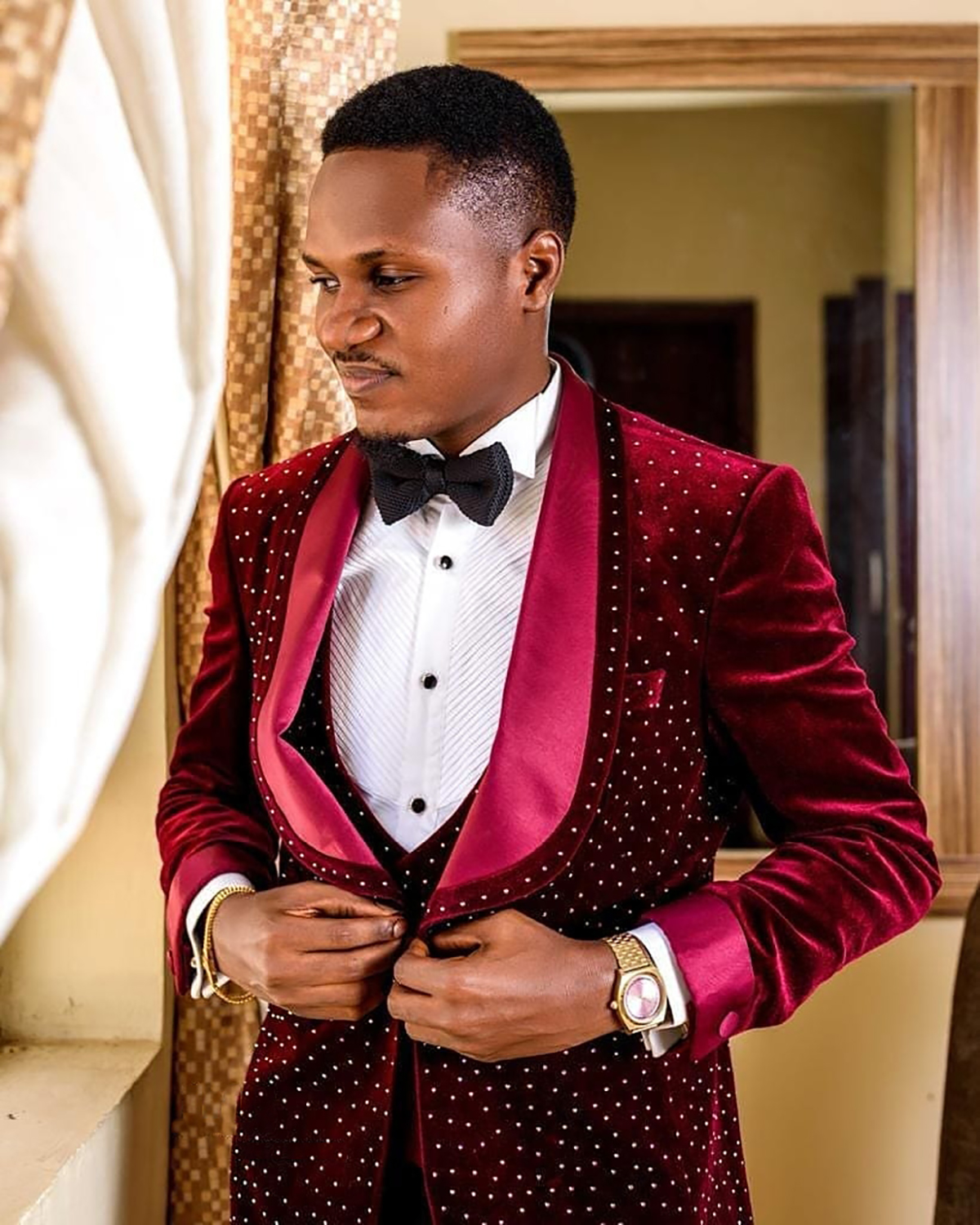 Fashion Men's Suits Slim Fit 3 Pcs Blazers Pants Vest Shining Groom Tuxedos Male Clothing Customized