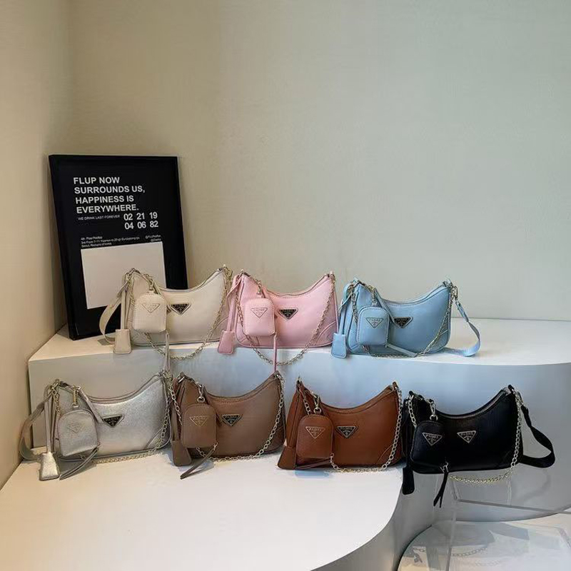 Designer bag Re-Edition 2000 2005 Nylon Bag Shoulder Bags Luxury Handbag Wallet Fashion Leather Crossbody Clutch Half Moon Bag for Woman Mens Underarm
