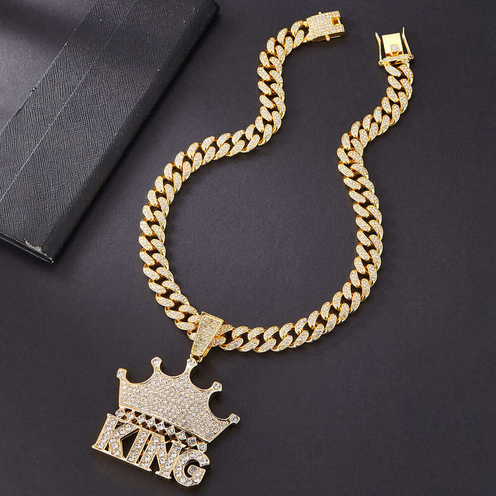 New Hip-Hop Rap Street Dance Cool Jewelry Full Dia Crown Letter King Pendant Necklace