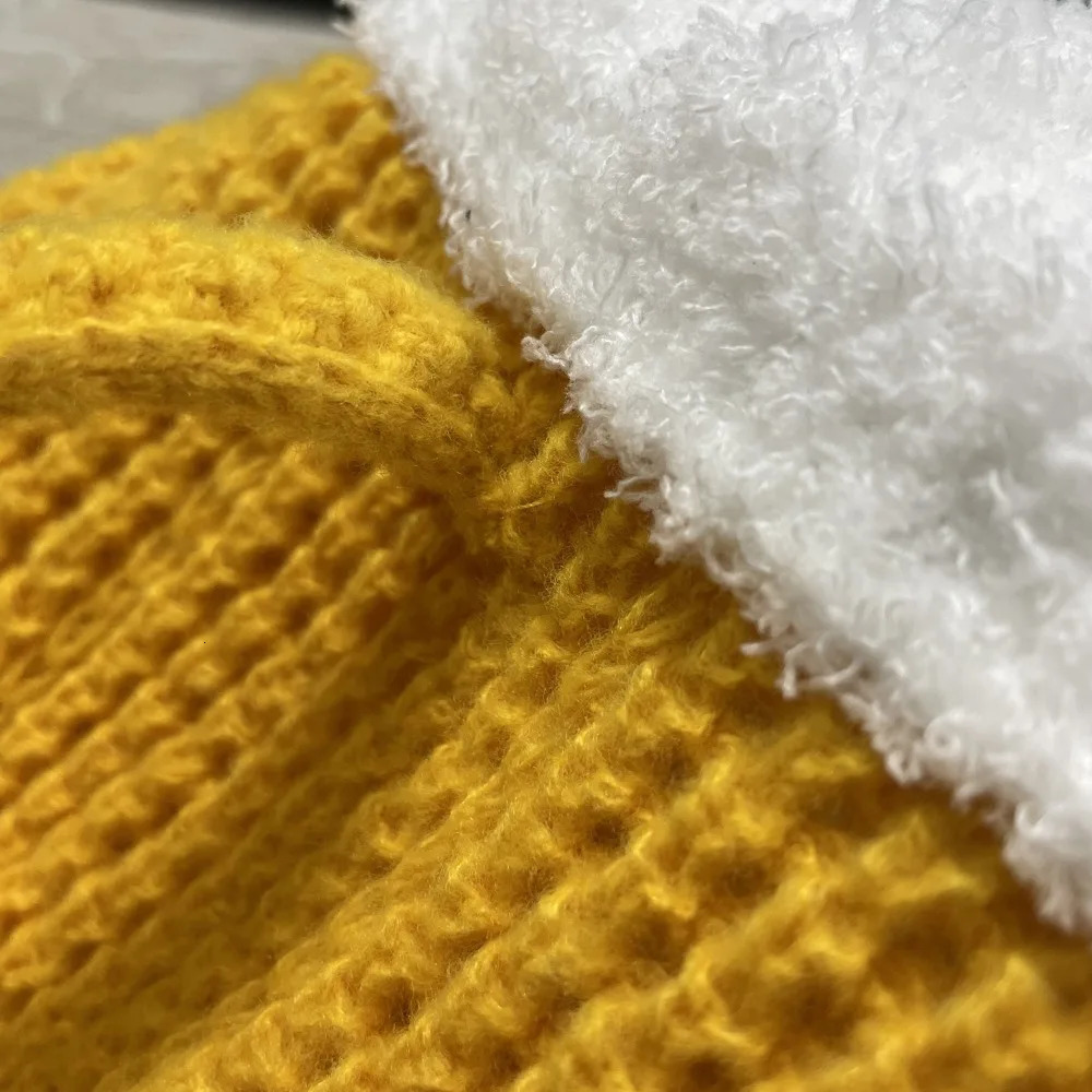 3D Beer Cup Hat Funny Creative Knitted Pullover Cap Autumn Winter Versatile Unisex Warm Hairline Cap Beer Lovers Year Presents 250717