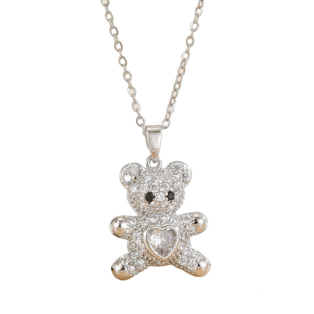 Beating Heart Bear Titanium Steel Necklace Women, Light Niche Design, Cute Clavicle Chain For Students, High-End Sense Jewelry 9Da
