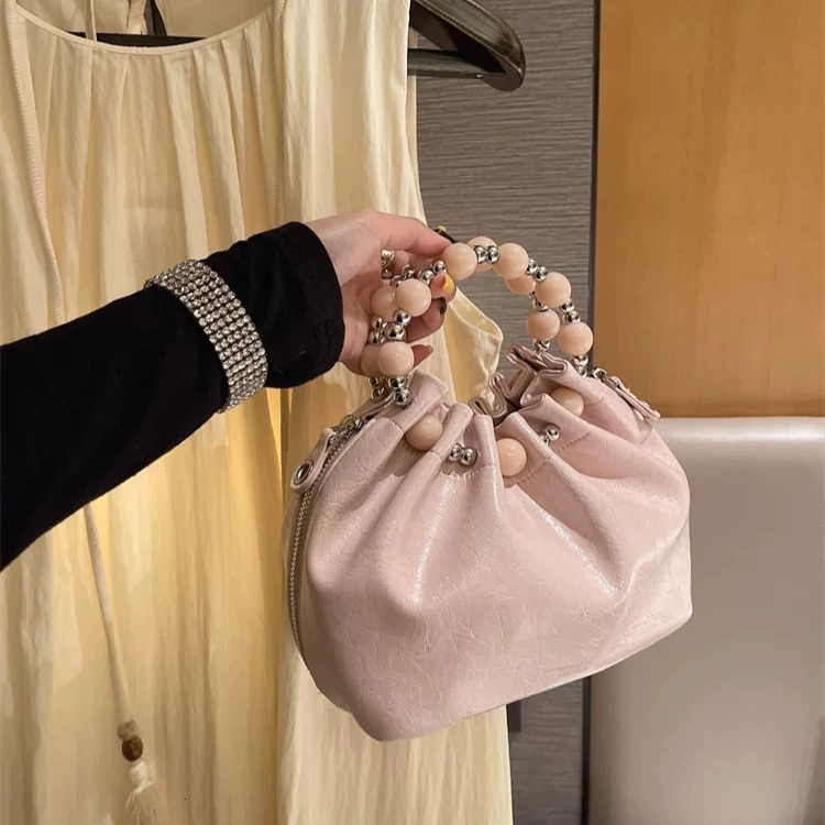 Luxury Women's New Chain Shoulder Crossbody Bag Free Shipping Designer Fashion Bead Carrying Cloud Bag Versatile Casual Shopping Bag