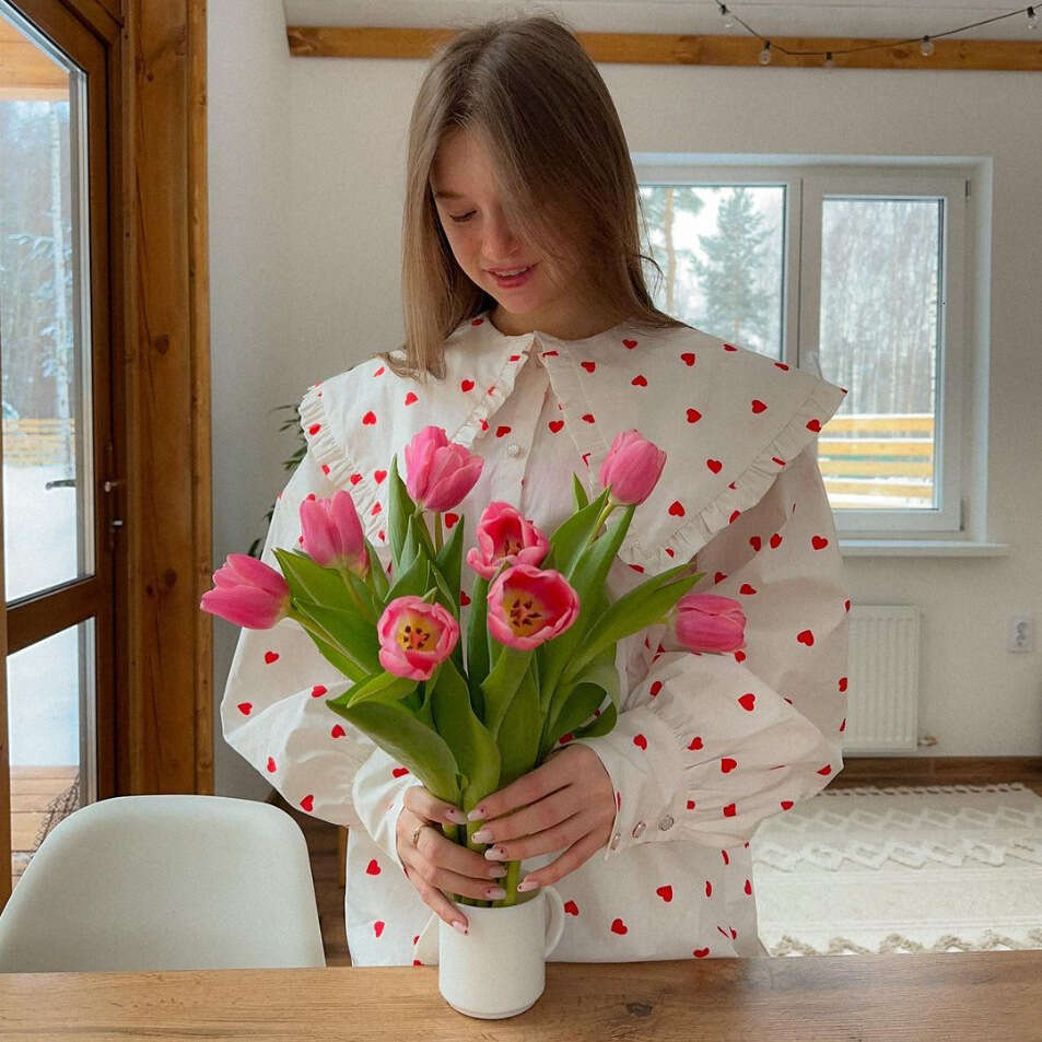 Summer New Red Heart Print Doll Collar Lantern Sleeve Shirt B5