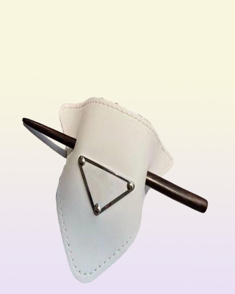 Luxury Design Headband Hair Band Fashion for Woman Inverted Triangle Letter Designers Jewelry Trendy Personality Hair Clip88873934242404