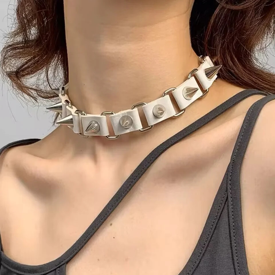 Riveted Leather Necklace Neck Jewelry Halloween Gothic Style Accessory Collarbone Chain Black Punk Collar Femme Neck Strap 250716