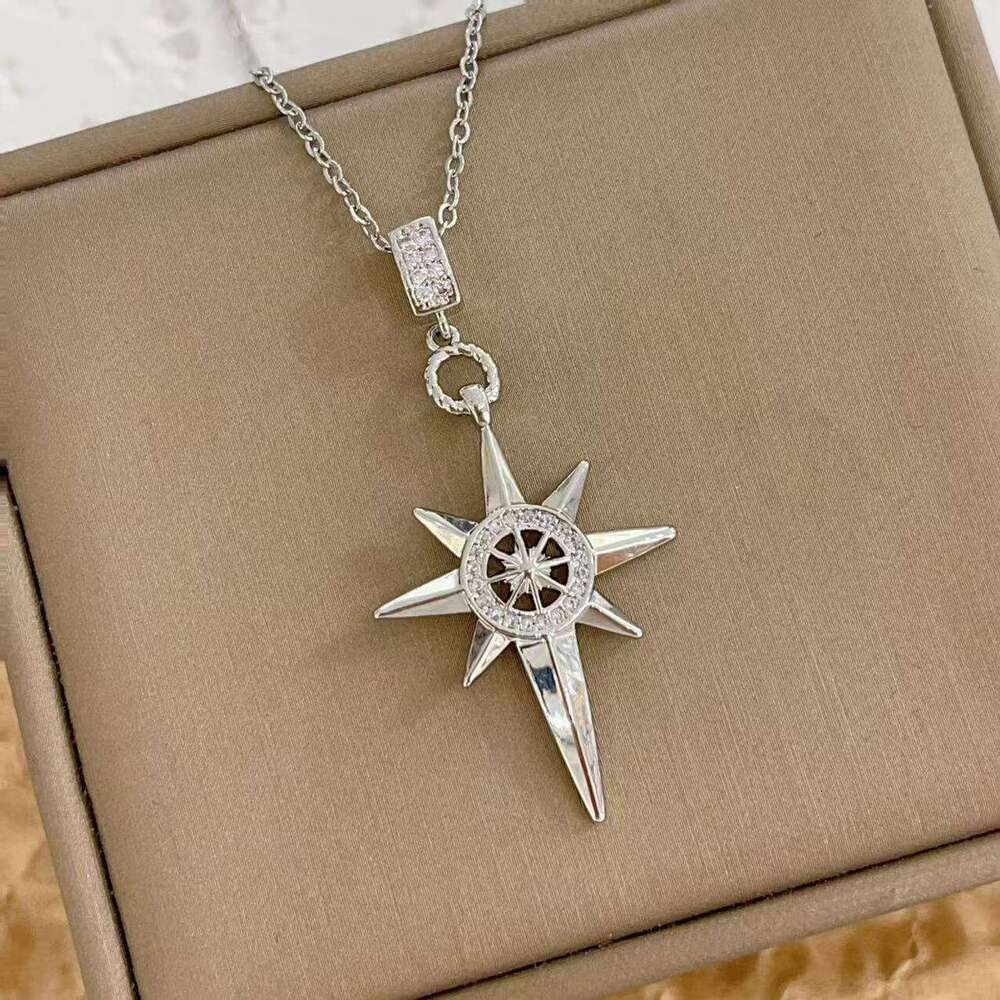 Polaris Titanium Steel Necklace For Women Fashionable High-End Micro-Inlaid Zircon Pendant Niche Design Internet Celebrity Collarbone Chain 5Ff