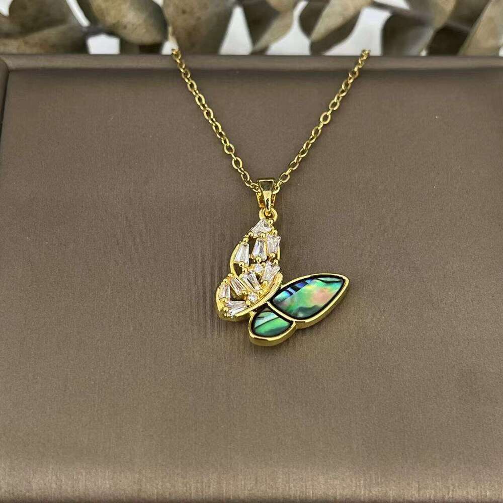 Forest Style Green Zircon Butterfly For Women, Collarbone Chain, Elegant Full Dia Necklace Pendant, Women's Jewelry 081
