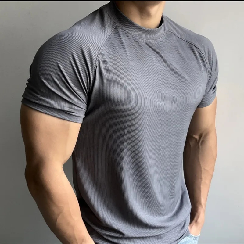 Summer Sports Outdoor Training Short-sleeved Men Slim Stretch Quick Dry Rotator Sleeve Small Neckline T-shirt Solid Color 250715
